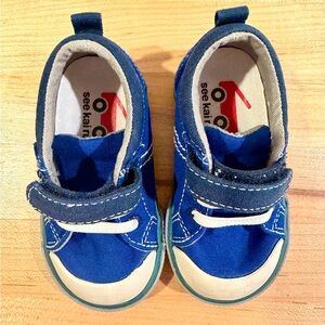 See Kai Run size 5 Kids Shoes